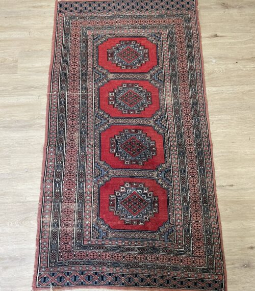 Vintage Orientteppich rot mit geometrischem Muster 90x170 cm