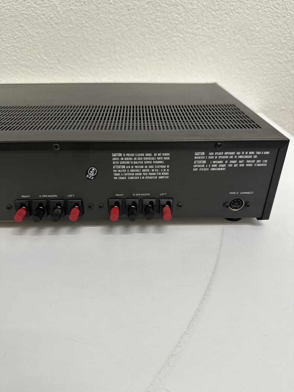 Vintage Luxman L-2 Stereo-Verstaerker silber schwarz