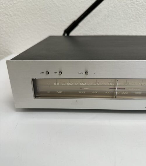 Vintage Luxman T-2 Stereo Tuner schwarz silber
