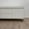 Modernes Wandsideboard weiss mit Metallfüssen