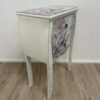 Vintage Nachttisch mit Blumenmotiv und zwei Schubladen