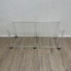 Transparenter Rollwagen mit Ablagefächern aus Acrylglas