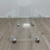 Transparenter Rollwagen mit Ablagefächern aus Acrylglas
