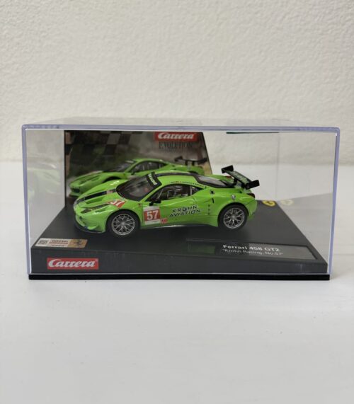 Modellauto Ferrari 458 GT2 in Vitrine von Carrera