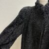 Schwarze Oversized Jacke mit gewellter Struktur