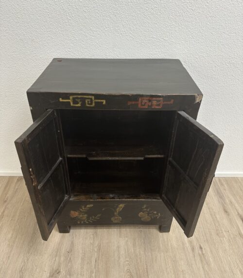 Vintage Dekoschrank mit asiatischer Handmalerei schwarz