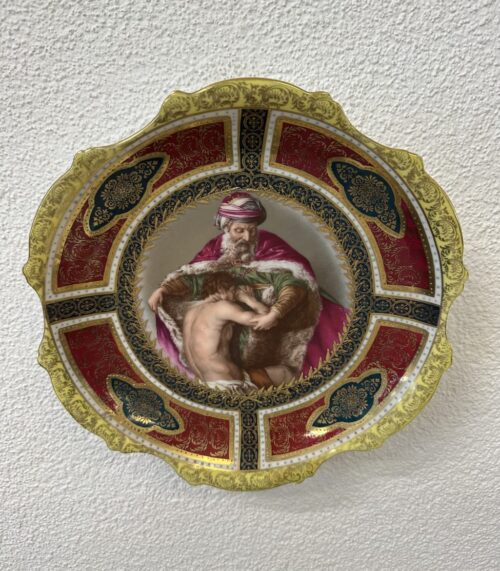 Vintage Wandteller Porzellan mit opulenter Szene