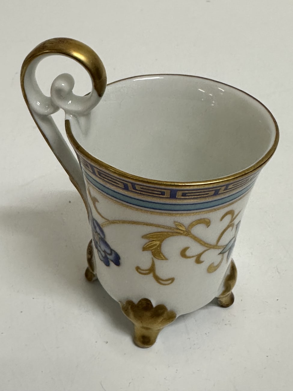 Vintage Porzellan Kaffeetasse mit Unterteller blau gold
