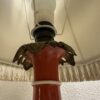 Vintage Tischlampe mit Fransenschirm und Keramikfuss