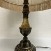 Vintage Tischlampe mit Stoffschirm und Fransenrand