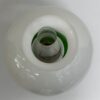 Vintage Tischlampe aus grünem Glas mit weissem Schirm