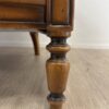 Vintage Zweisitzer Sofa mit floraler Polsterung und Holzrahmen