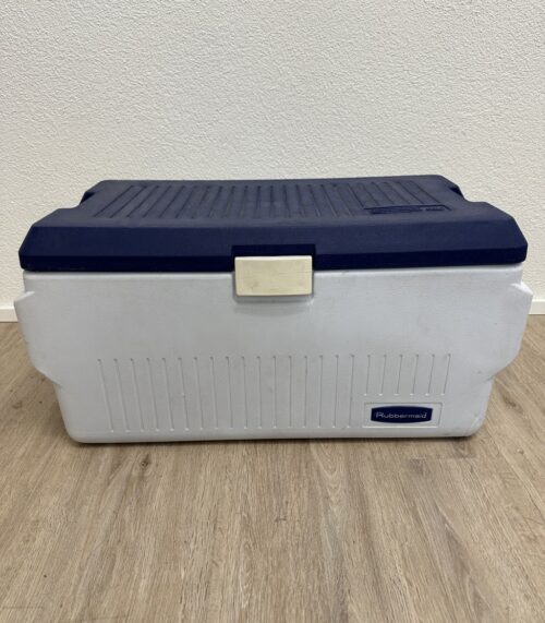 Rubbermaid Kühlbox mit Einsatzakku und Ablaufventil
