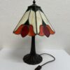Vintage Tiffany Tischlampe mit floralem Glasschirm