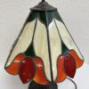 Vintage Tiffany Tischlampe mit floralem Glasschirm