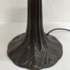 Vintage Tiffany Tischlampe mit floralem Glasschirm