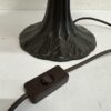 Vintage Tiffany Tischlampe mit floralem Glasschirm