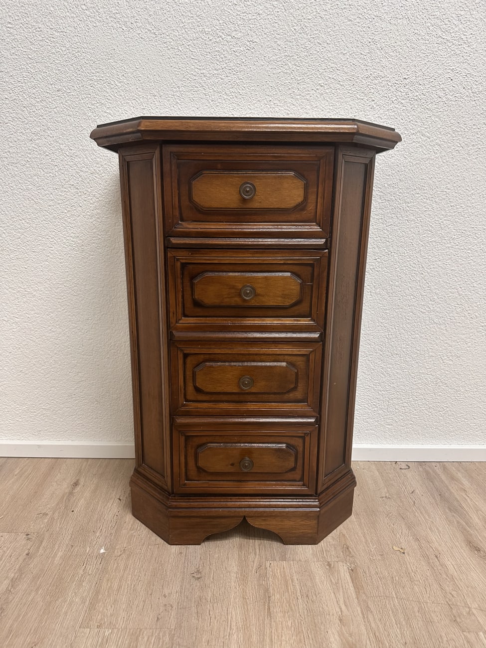 Vintage Nachtschrank mit sechseckiger Form aus Holz