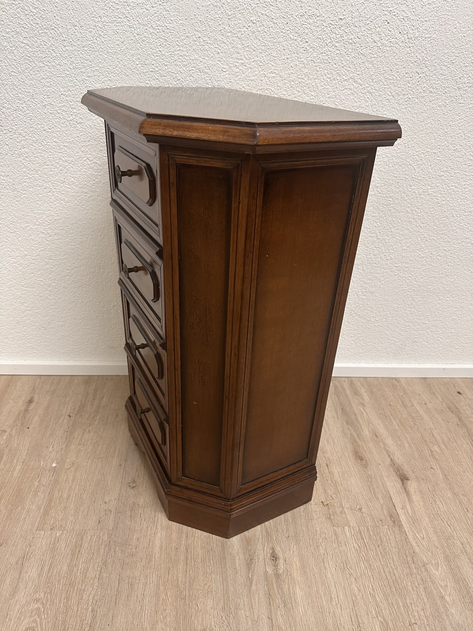 Vintage Nachtschrank mit sechseckiger Form aus Holz