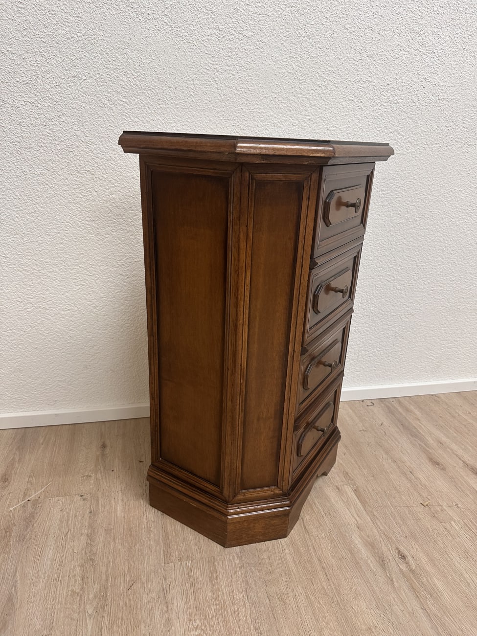 Vintage Nachtschrank mit sechseckiger Form aus Holz