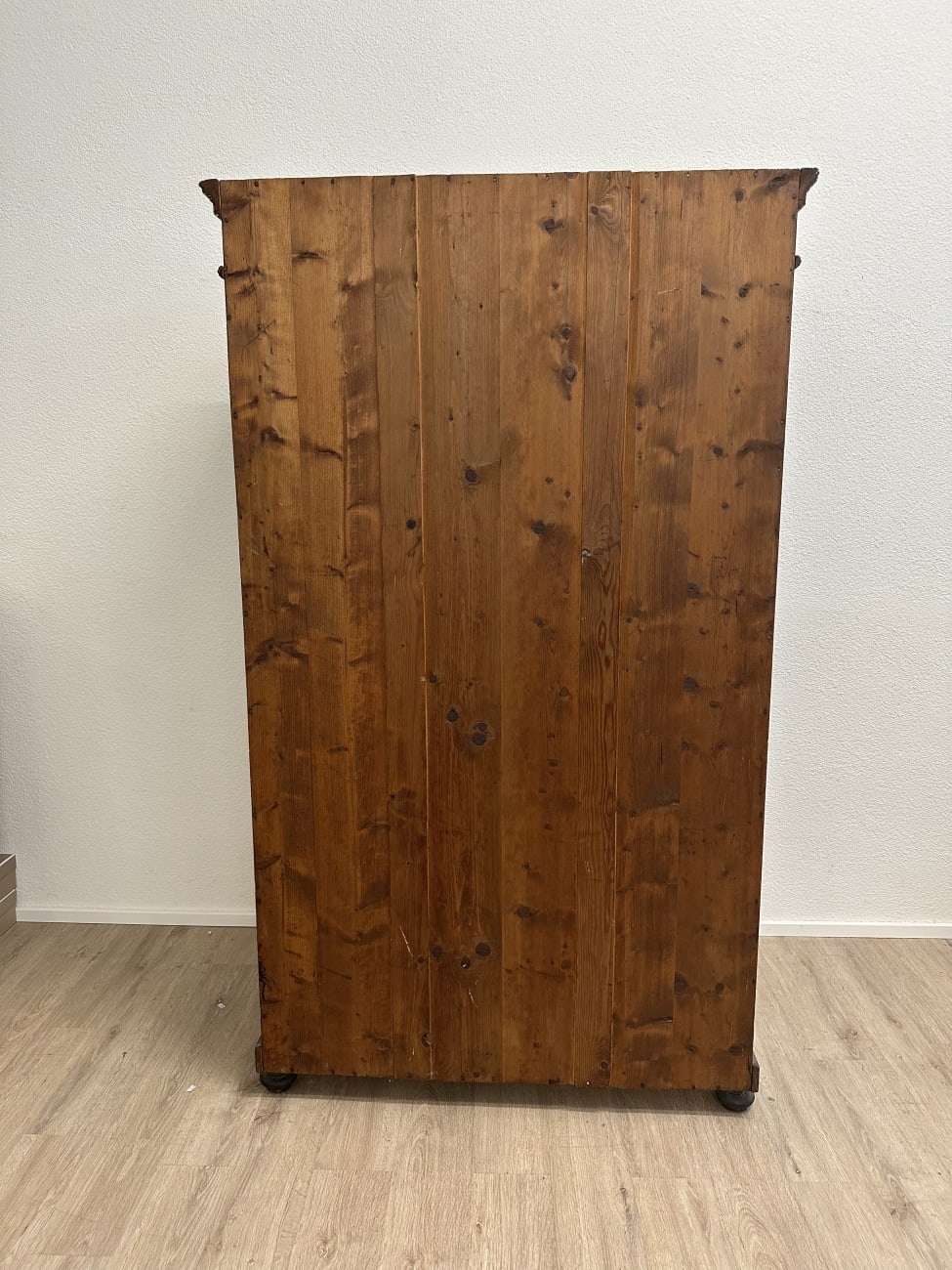 Antik Gründerzeit Dielenschrank aus Nussbaumfurnier (ca. 1880-1900) – Bild 8