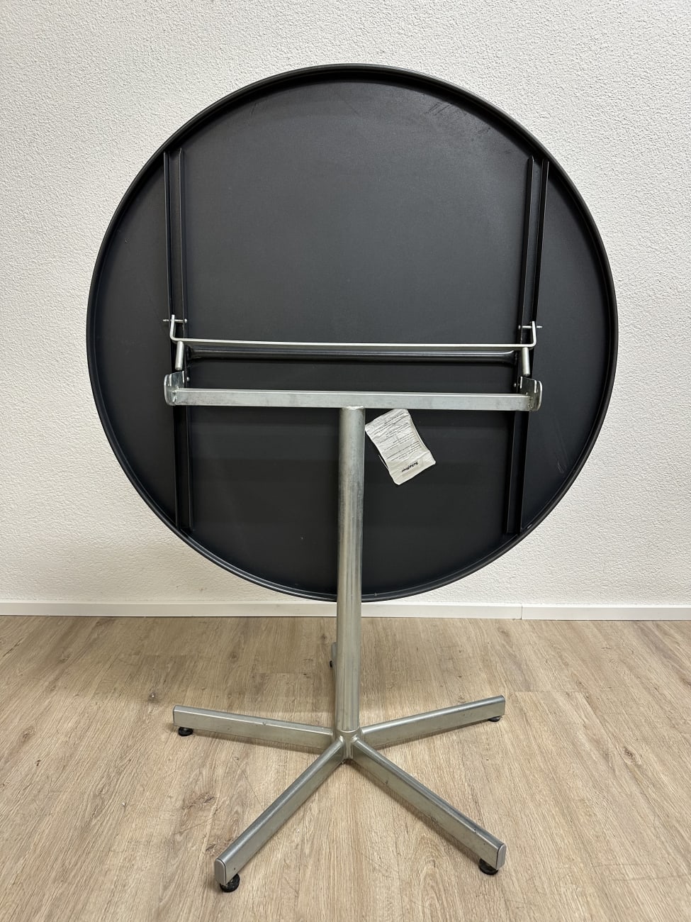 Vintage runder Esstisch Schaffner schwarz mit Metallfuss