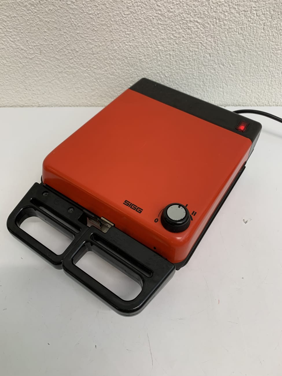 Vintage SIGG Waffeleisen rot mit wechselbaren Platten