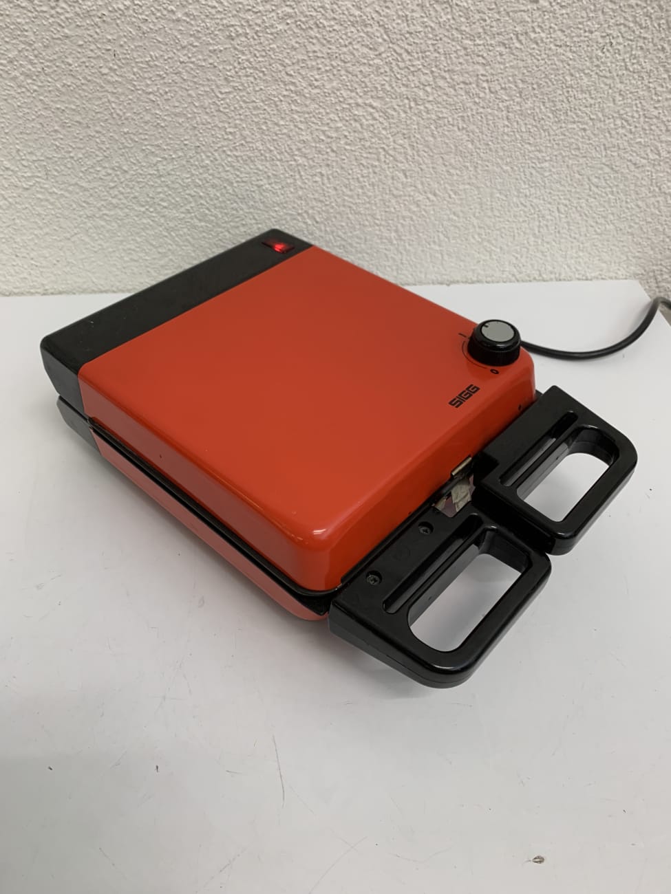 Vintage SIGG Waffeleisen rot mit wechselbaren Platten