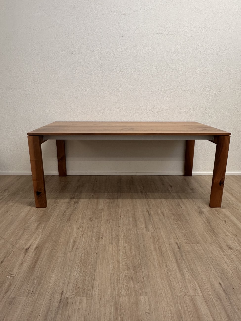 Moderner Esstisch aus Holz 180 x 90 cm