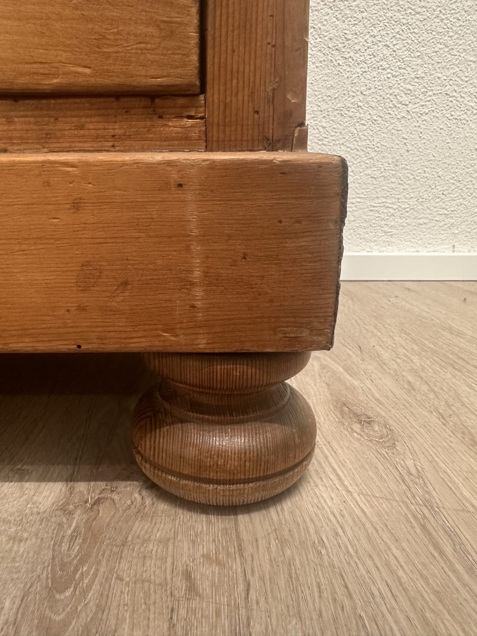 Vintage Kommode aus Holz mit 4 Schubladen von 1972
