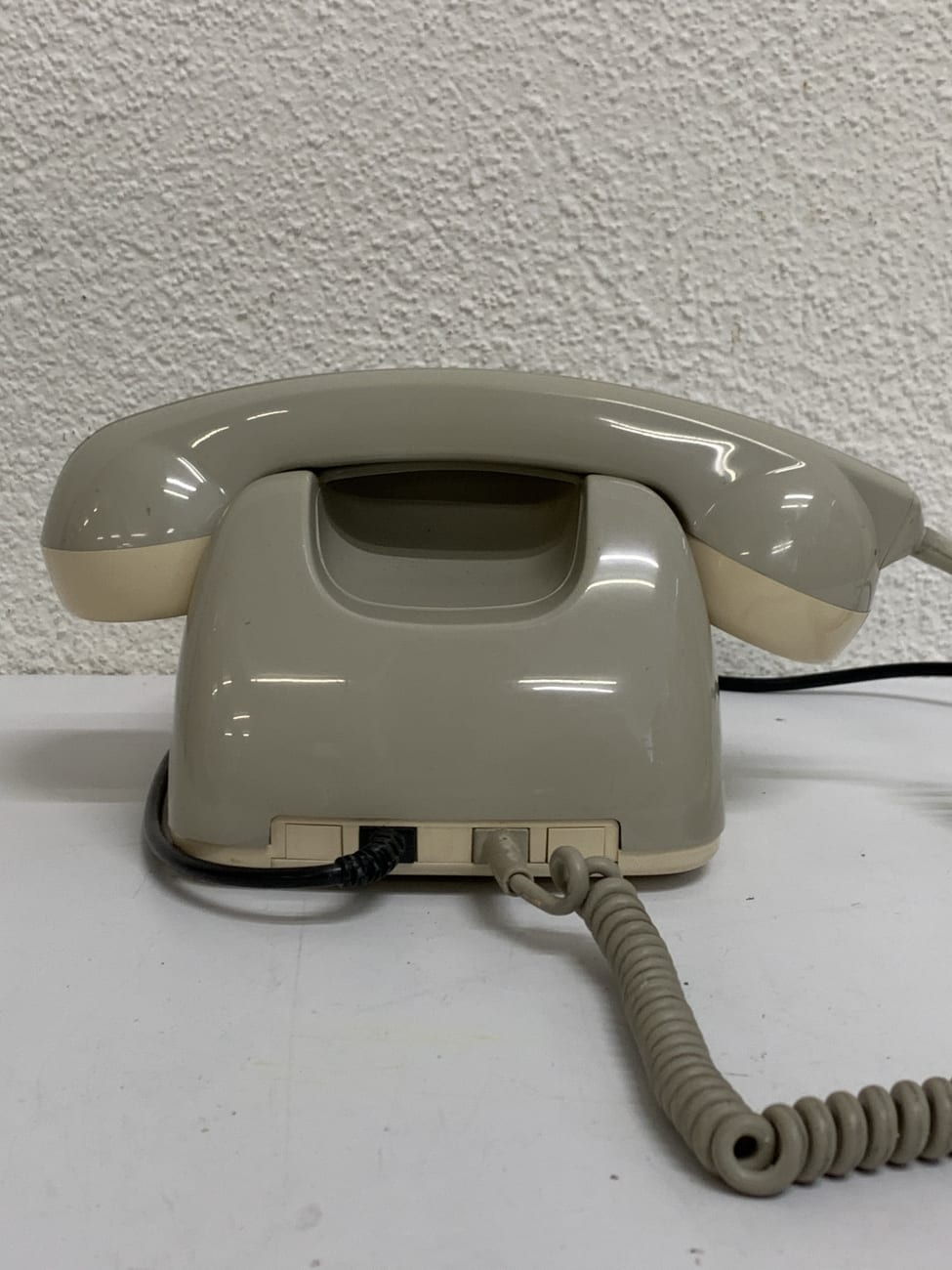 Vintage Posttelefon mit Tastatur in Grau Beige – Bild 5