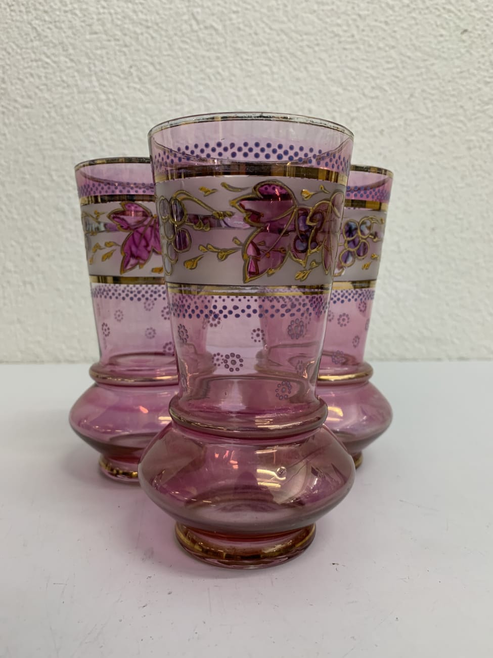 Vintage Glaskrug Set pink mit 4 Gläsern und Golddekor