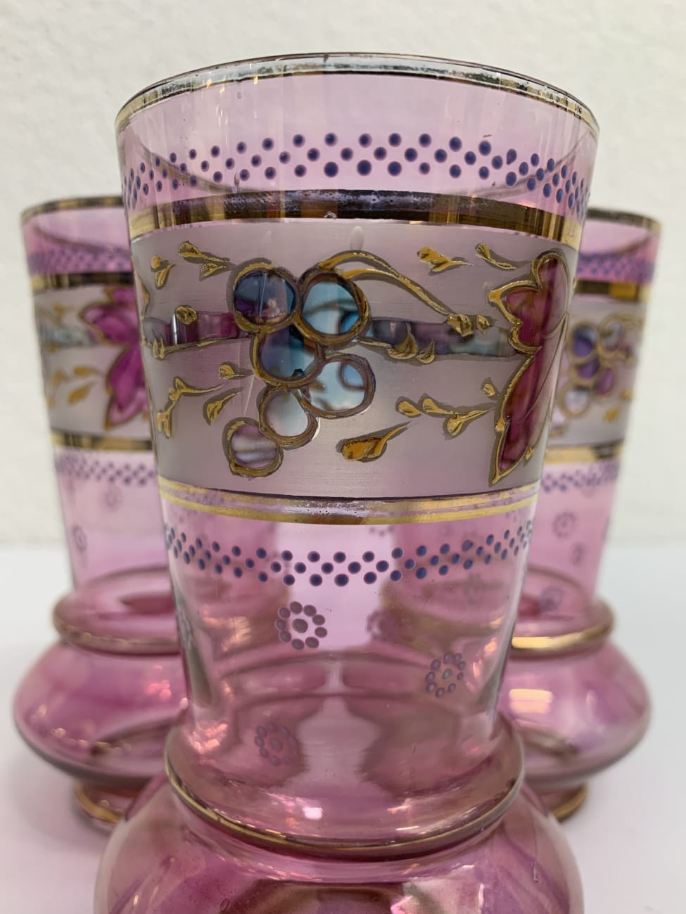 Vintage Glaskrug Set pink mit 4 Gläsern und Golddekor