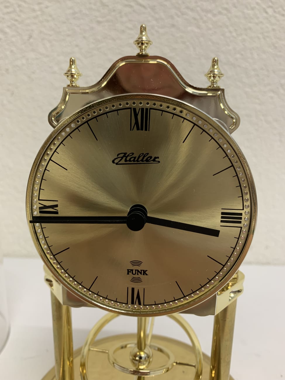 Vintage Haller Tischuhr mit Glashaube aus Deutschland
