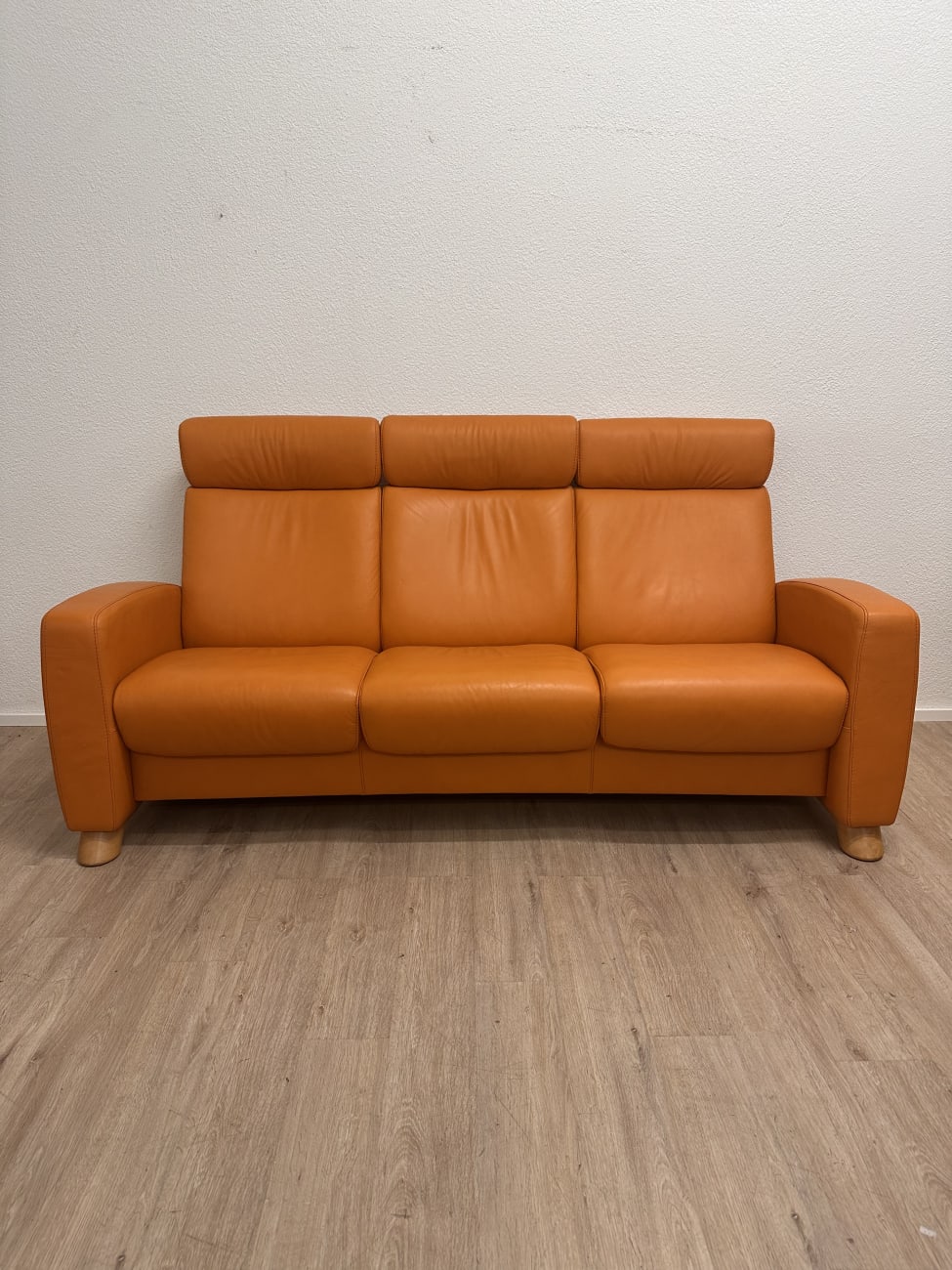 Stressless 3-Sitzer Sofa in kräftigem Orange