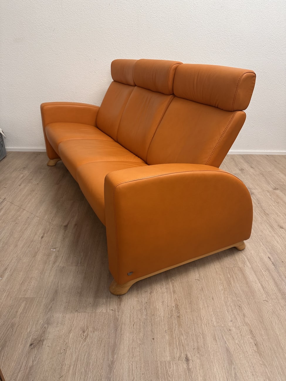 Stressless 3-Sitzer Sofa in kräftigem Orange