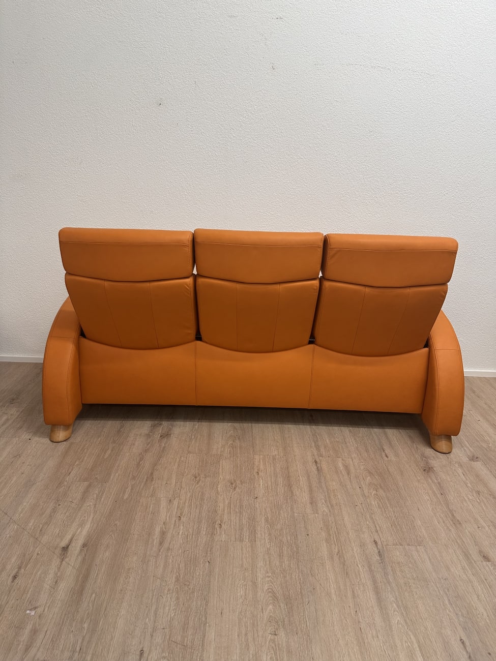 Stressless 3-Sitzer Sofa in kräftigem Orange