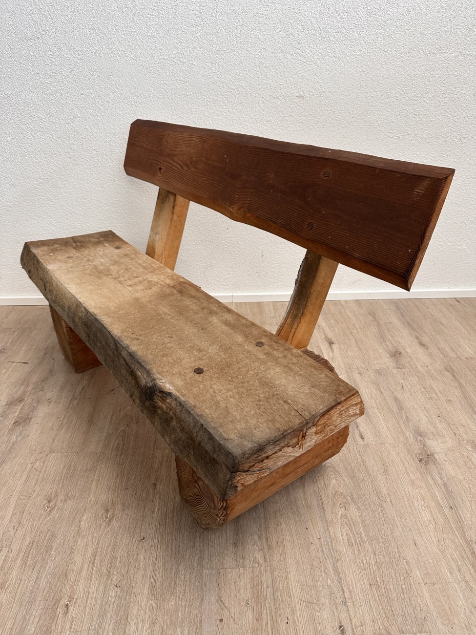Rustikale Holzbank mit Rückenlehne 125 cm