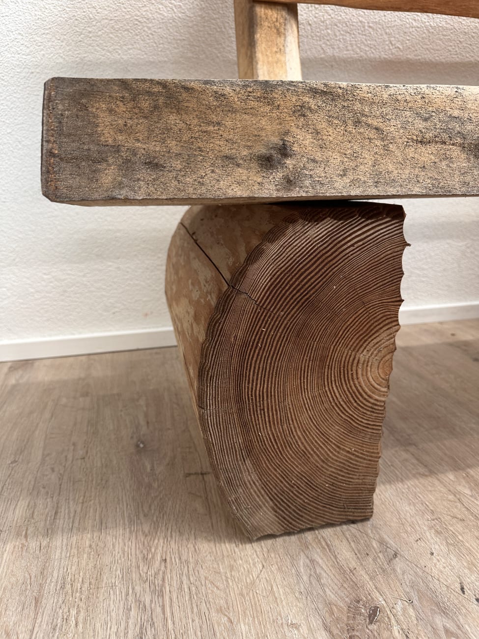 Rustikale Holzbank mit Rückenlehne 125 cm