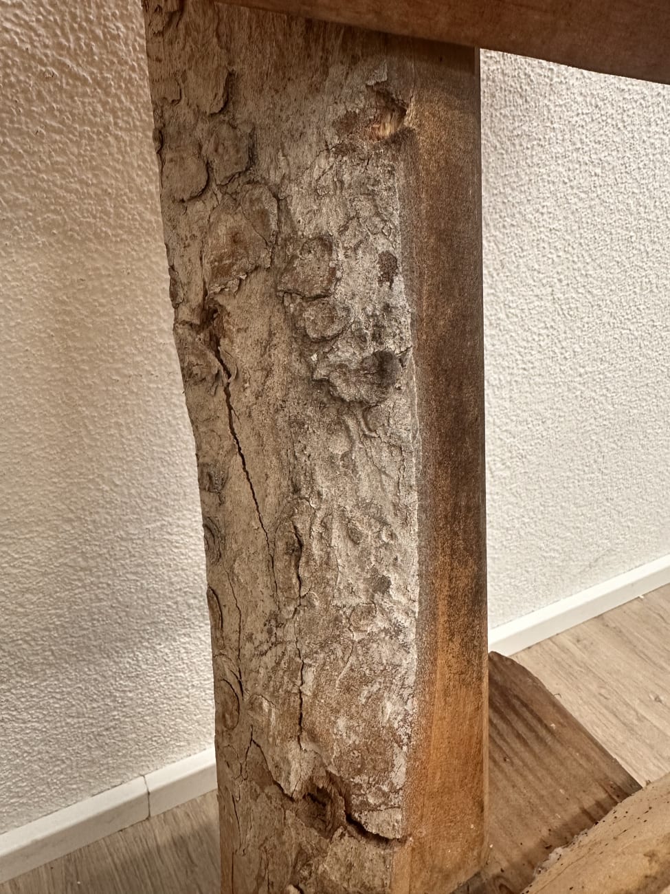 Rustikale Holzbank mit Rückenlehne 125 cm
